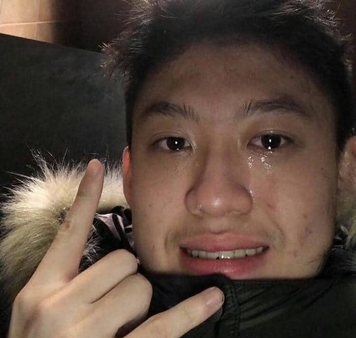 Hình ảnh meme vừa khóc vừa cười