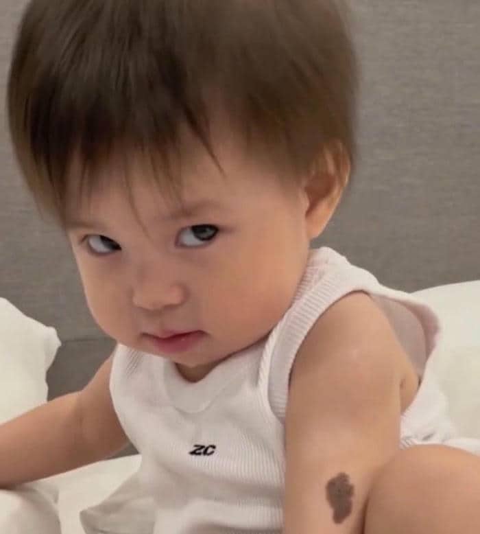 Bộ sưu tập 99+ ảnh meme liếc mắt siêu bẩn bựa nổi tiếng 10 Hình meme liếc cute