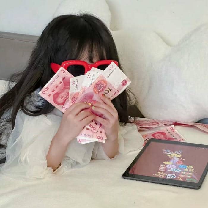 Tải ngay 90+ ảnh meme tiền cực kỳ hài hước, dí dỏm 16 Meme cầm tiền