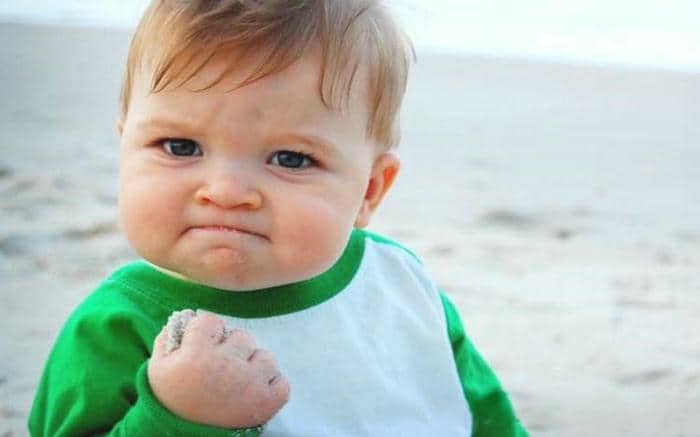 Tổng hợp 958+ mẫu meme cố lên siêu hài hước, thú vị 33 Meme em bé cố lên